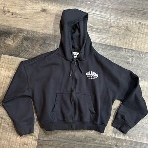 Billabong Women’s Cropped, Oversized, Full Zip Hoodie, EUC